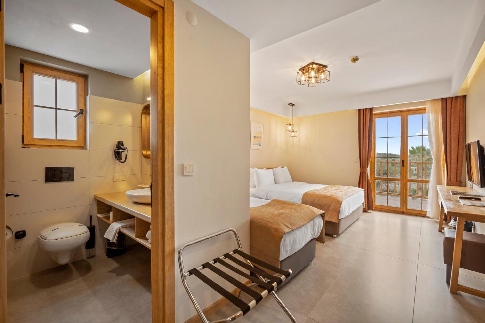 Zeyt Inn Hotel Datca Bagian luar foto